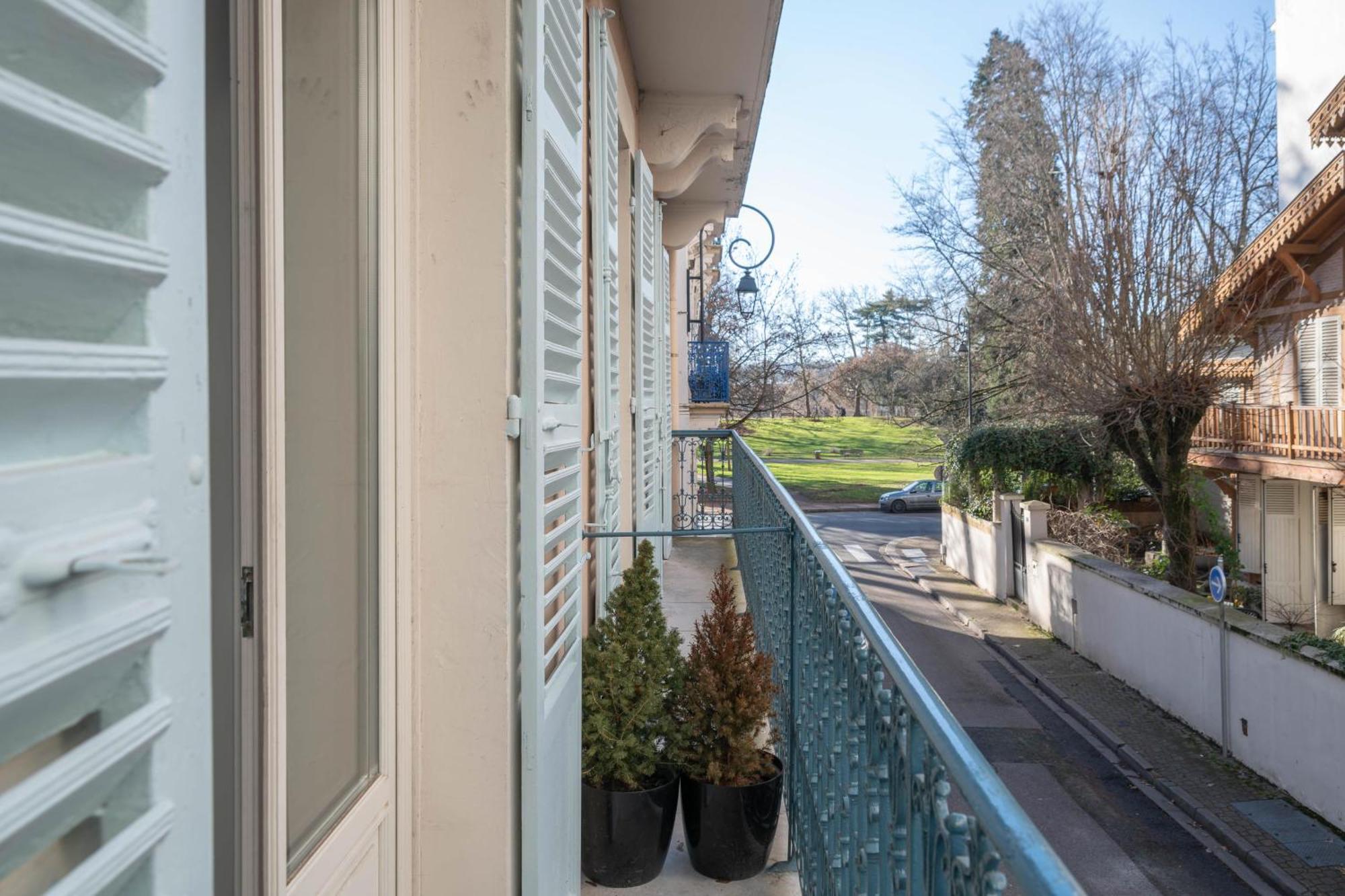 Residence Serbie - Appartements Design Et Climatises En Centre Ville Βισύ Εξωτερικό φωτογραφία